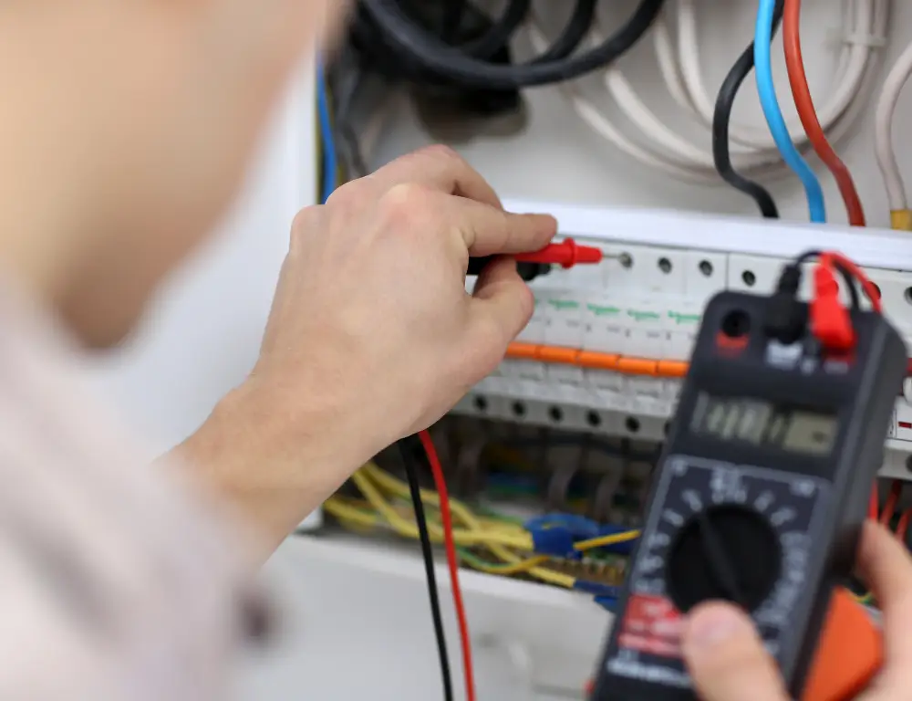 Electrician in Longmeadow MA